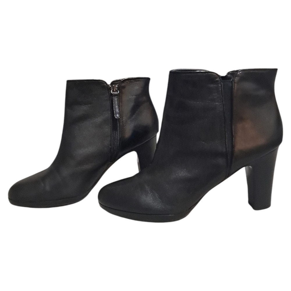 Lauren Ralph Lauren Genuine Leather Marcy Ankle Boots Size 10B